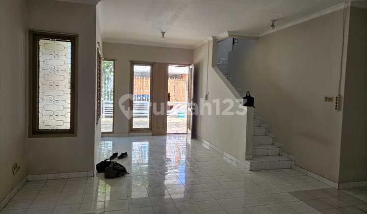 Disewakan Rumah di Grisenda, Pantai Indah Kapuk 9x20 1