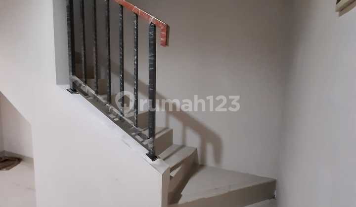 FOR SALE Rumah Di Cluster Fortune Terrace, Graha Raya 2