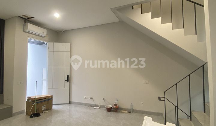 DIJUAL CEPAT RUMAH Greenwich Park Cluster Aether - BSD City DIJUAL CEPAT RUMAH Greenwich Park Cluster Aether - BSD City