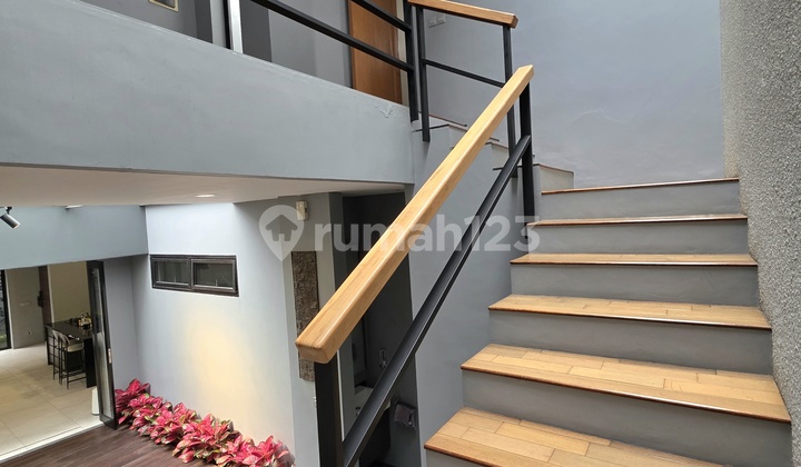 JUAL CEPAT Rumah Mewah Exclusive Listed The Green BSD City 2