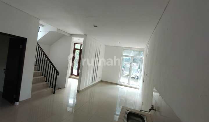 Rmh Hoek Brandnew Dkt MRT Lbkbulus/Transjakarta/Stasiun Pdk Ranji 2