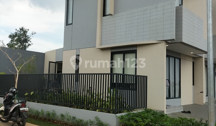 Dijual Rumah Brandnew Hook Dikawasan Elite Bintaro Cuma 2.2m 