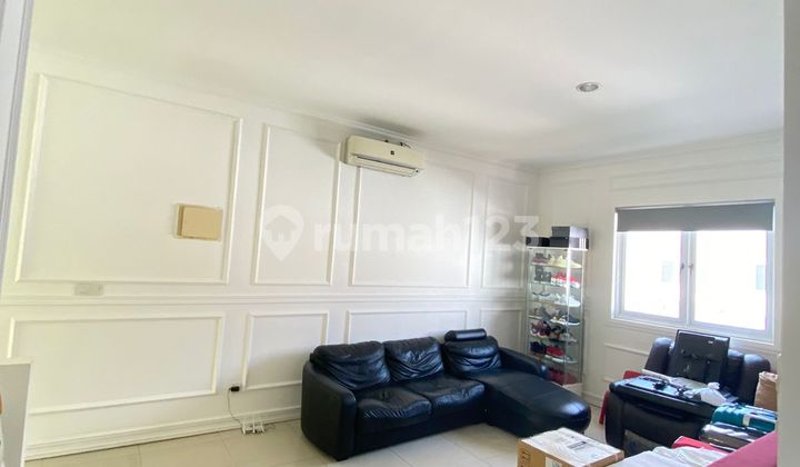 For sale, a house in Jakarta Garden City, Cakung, East Jakarta, fast sale.