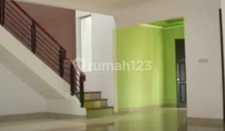 For Sale 2-Story House in Kalisari, Pasar Rebo, East Jakarta 2
