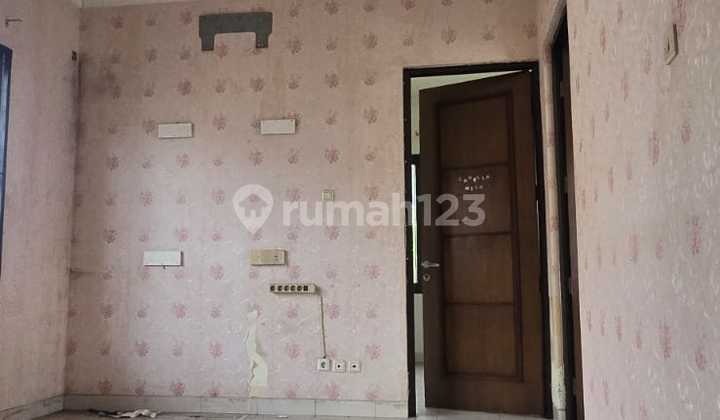 Disewa Rumah 2 Lantai di Cluster Aralia Harapan Indah Bekasi 2