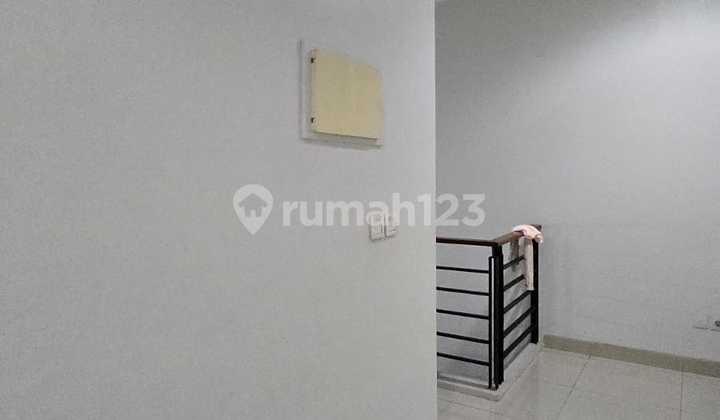 Dijual cepat Rumah cluster Lotus summrecon bekasi 2