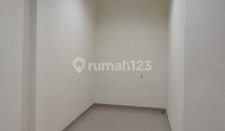 Dijual rumah baru renovasi  di Taman Harapan Baru, Bekasi Kota 2