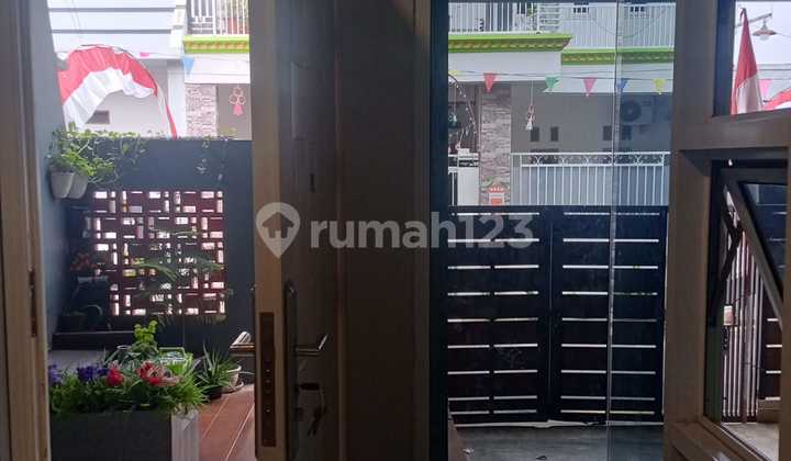 Dijual cepat  Rumah 2 lantai di Harapan jaya bekasi 2