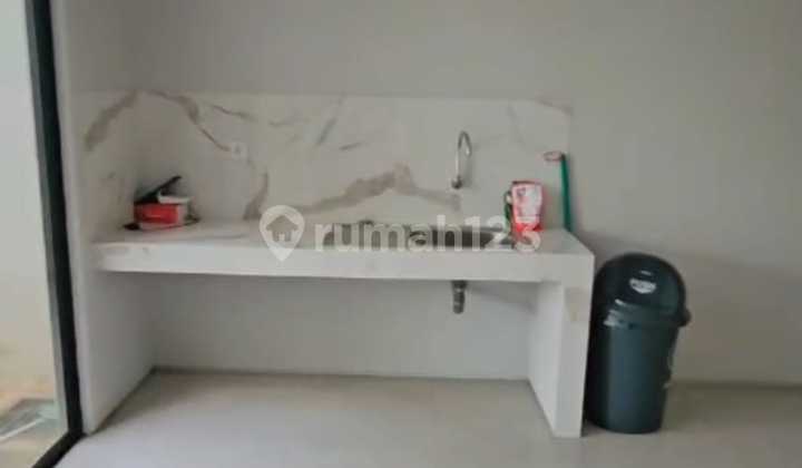 Rumah Modern Hadap Danau Siap Huni Di Cluster Z Living Grand Wisata 2