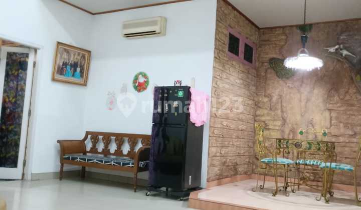 Cheap Sale Newly Renovated House in Villa Galaxi Bekasi 2