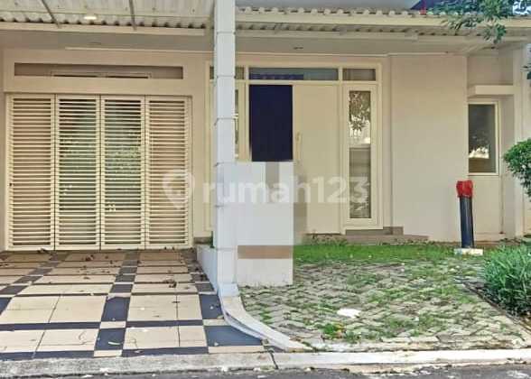 Rumah Bagus Semi Furnished Dekat Clubhouse Di Cluster Acasia, Summarecon Bekasi, Bekasi