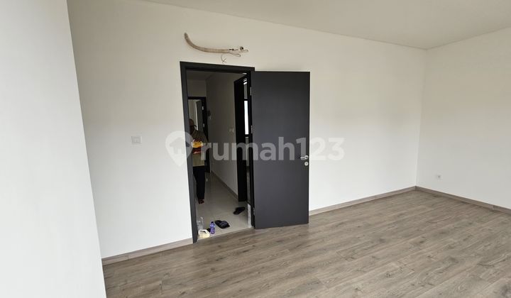 For sale, new ready-to-live house, Maison de Wisteria, Metland Menteng, Cakung, East Jakarta 2