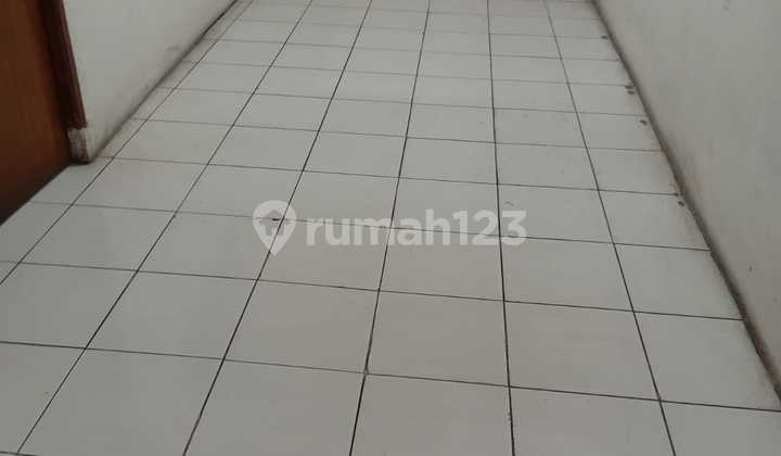 For Rent 3-Storey Shop House in Buaran, East Jakarta 2