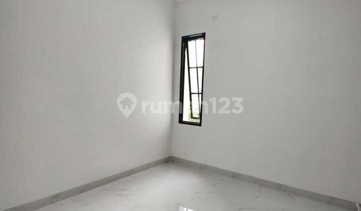 Dijual rumah siap huni 2 lantai di cluster ifolia harapan indah bekasi 2