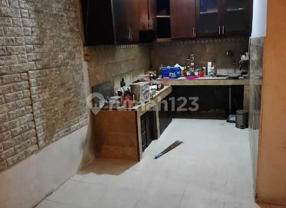 For sale house in Taman Harapan Baru Housing, Bekasi. 2