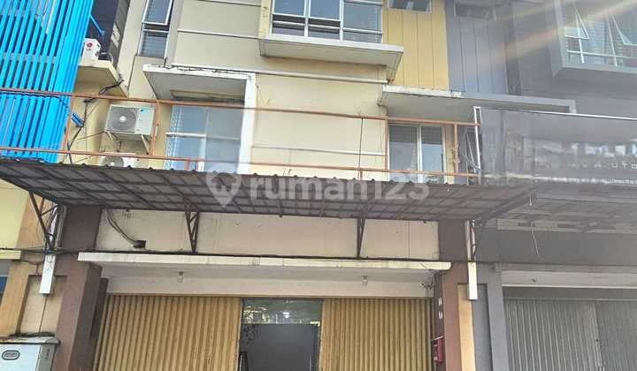 For Rent: Cemara Shophouse, Harapan Indah, Bekasi