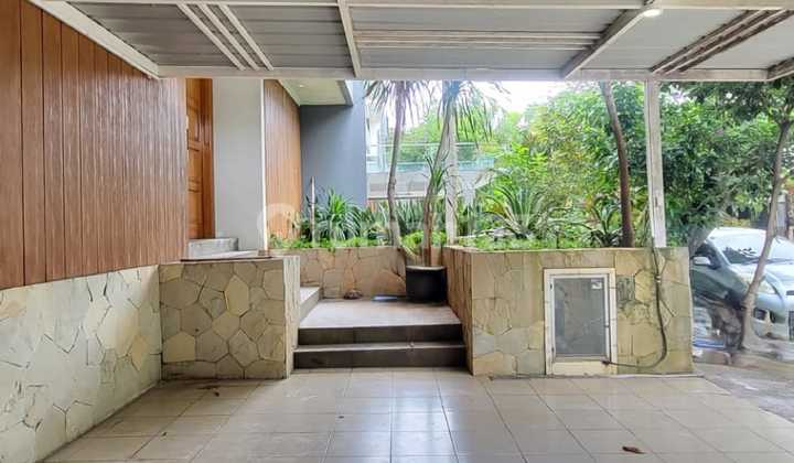 Ready-to-Occupy House Just Bring Your Suitcase in Premium Bintaro Area Strategically Located Near Fresh Market, Rs. Premier Bintaro, Global Jaya School, British International School, and Toll Gate 2