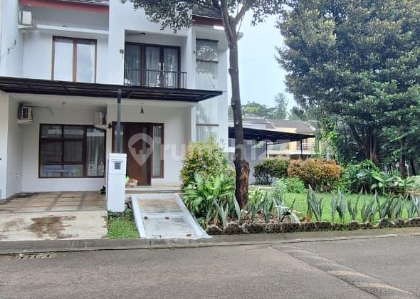 Affordable House for Rent in Emerald Premium Area Bintaro Jaya 9, Newly Finished, Painted, and Cleaned, Ready to Occup. Strategic Location, Scenic Environment, Safe and Comfortable, Close to Fresh Market, Premier Bintaro Hospital, Global Jaya School, British International School.