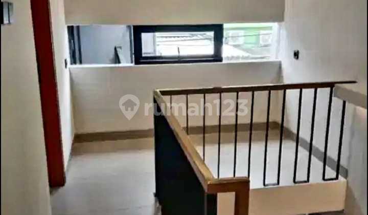 Brand New Lokasi  Dekat Bintaro Rumah Bagus Kokoh Bebas Banjir  2