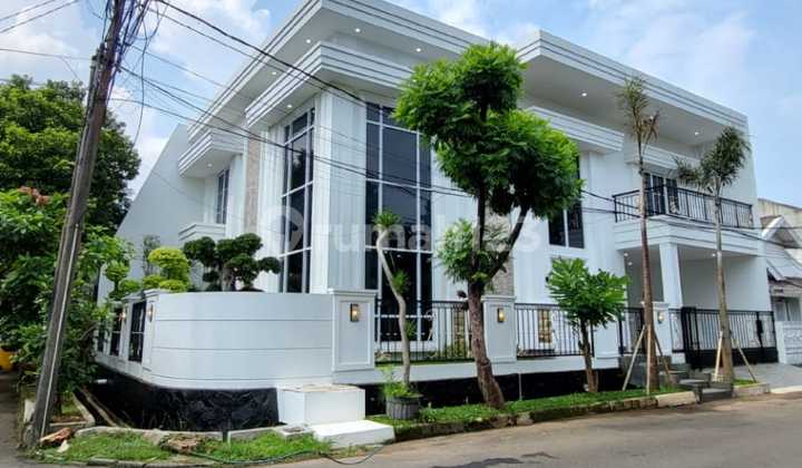 Brand New American Classic Corner Lot Ready to Live in Bintaro Jaya Sector 9, South Tangerang Brand New American Classic Corner Lot Ready to Live in Bintaro Jaya Sector 9, South Tangerang