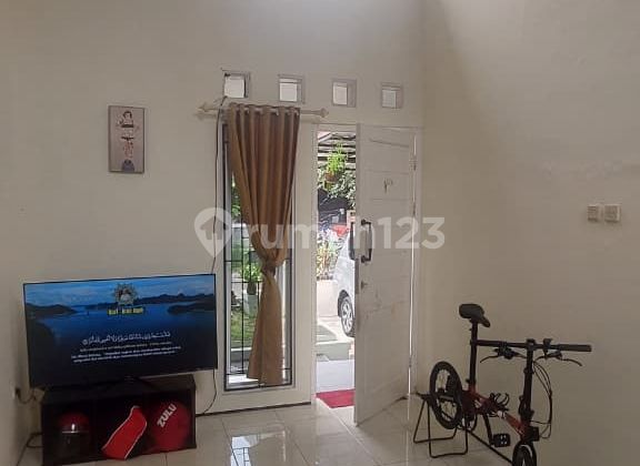 Rumah Nyaman untuk Keluarga di Bintaro (IA) Rumah Nyaman untuk Keluarga di Bintaro (IA)