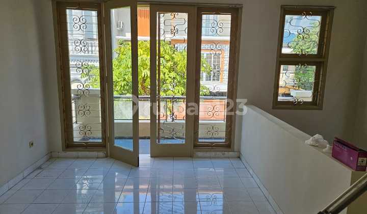 Disewakan Rumah di Grisenda, Pantai Indah Kapuk