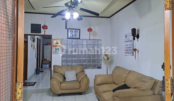 Dijual Rumah Lokasi Premium di Jelambar, Jakarta Barat