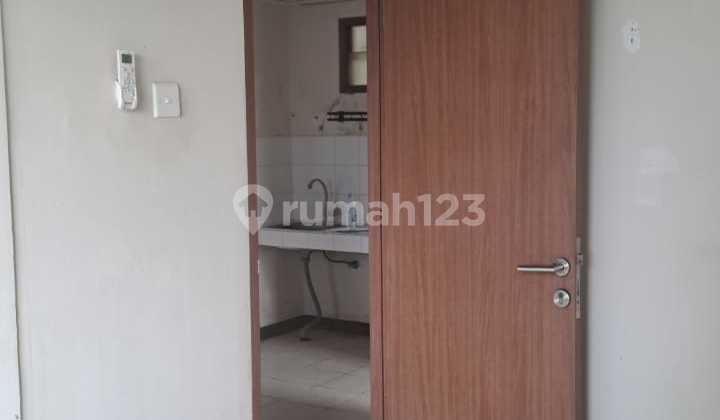 Dijual Apartemen 2 BR Green Park View, Jakarta Barat Dijual Apartemen 2 BR Green Park View, Jakarta Barat