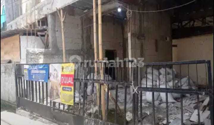 Rumah Mewah Baru Fess Harga Rumah Second !!! Siap Huni di Matraman Jakarta Timur 2