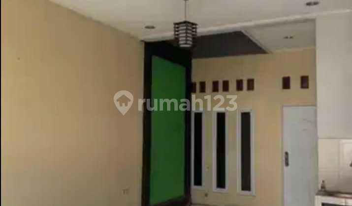 Rumah Minimalis Dalam Cluster Jatiwaringin 2