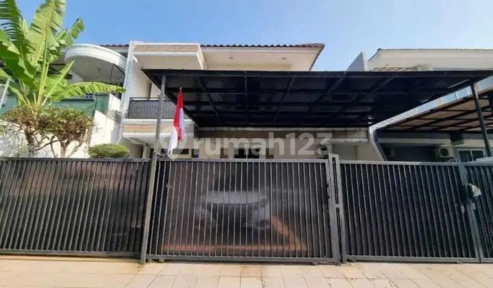 Beautiful Ready-to-Occupy Modern Cakung House, Nice Environment Strategic Location