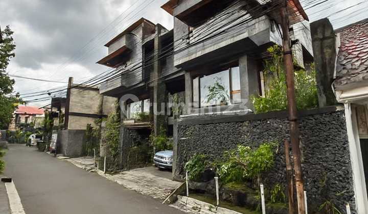 Rumah Mewah 3 Lantai Semi Furnished + Lift, Ada 2 Unit - Pejaten, Pasar Minggu Jakarta Selatan Dekat Kampus Unas 2