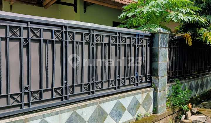 Rumah Hook Cantik Siap Huni Dalam Komplek Elit Griya Bintara Indah - Pondok Kopi 2