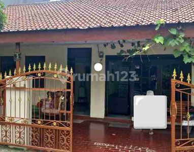 Comfortable House in Pulogebang Cakung Complex, East Jakarta 2