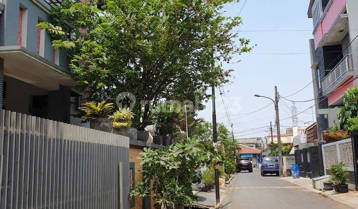 Rumah Megah Siap Huni Dalam Komplek Bulak Klender Jakarta Timur 2