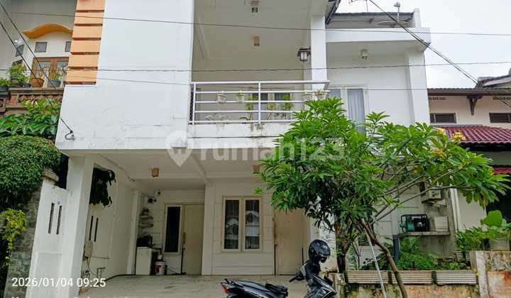 Beautiful House Ready to Occupied in Galaxy Complex, South Bekasi Beautiful House Ready to Occupied in Galaxy Complex, South Bekasi