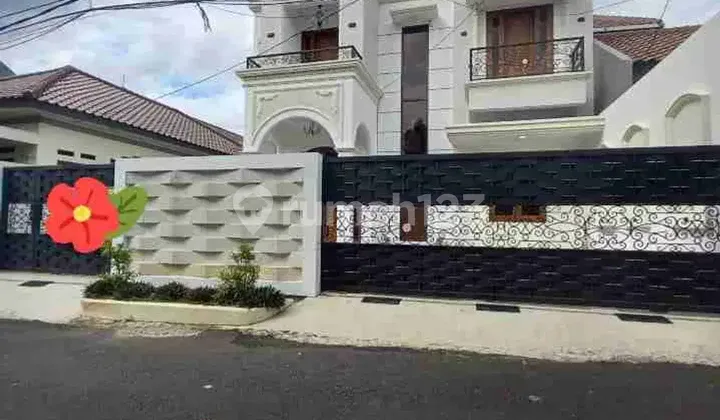 Rumah Fress Mewah di Komplek Elit Billymoon Kavling Marinir Pondok Kelapa 2