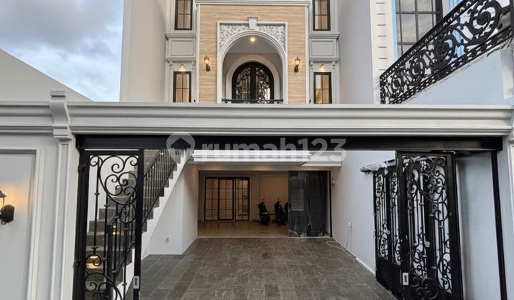 Luxury House Jagakarsa South Jakarta