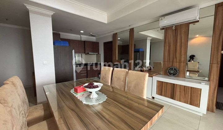 Denpasar Residence 3 Bedrooms Fully Furnished South Jakarta