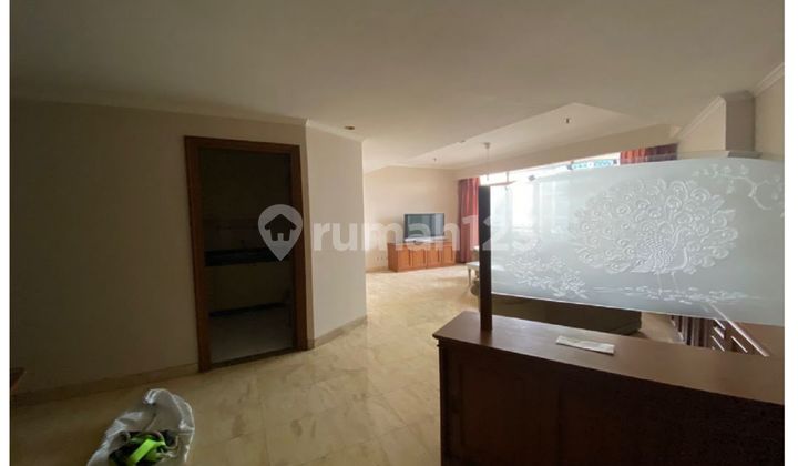 Apartment Slipi 3 Kamar Tidur Semi Furnished 2