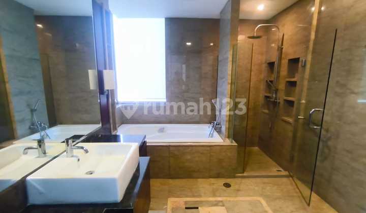 Apartment Capital Scbd Sudirman 3 Kamar Tidur Furnished