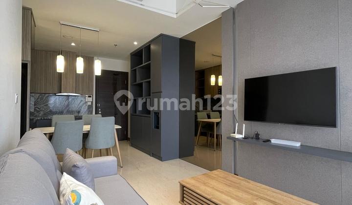 Sudirman Hill Apartment Furnished 2 Bedrooms