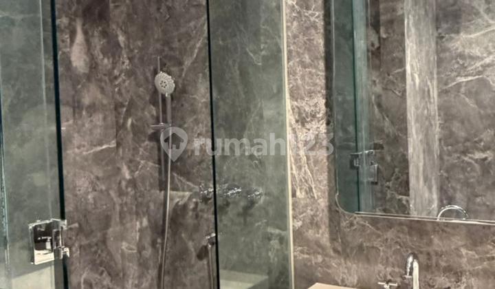 Apartemen Verde Two 3 Kamar Tidur Furnished 2