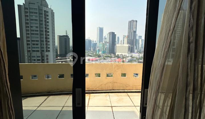 Penthouse Kusuma Candra 2 Lantai Jakarta Selatan
