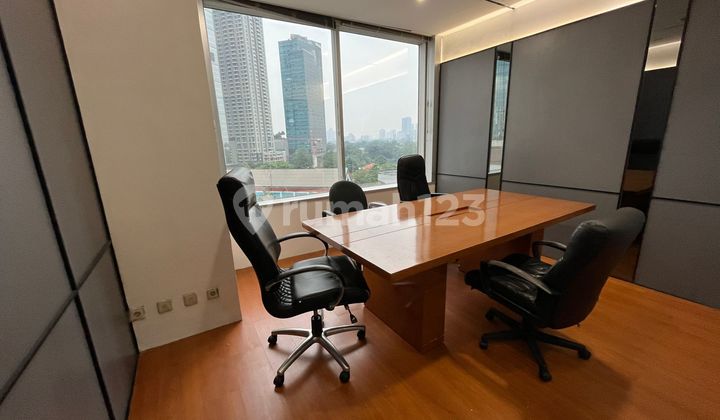 Menara Sudirman 300sqm Semi Furnished Jakarta Selatan Menara Sudirman 300sqm Semi Furnished Jakarta Selatan