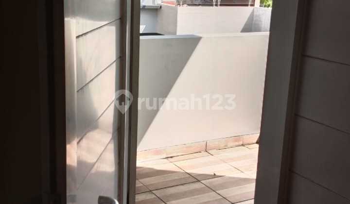 Dijual Cepat !!! Rumah Perum Poris Indah Cipondoh 2