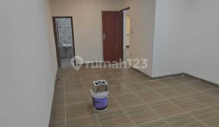 Dijual Cepat Rumah 3 Lt Di Permata Kemang Rawalumbu 2