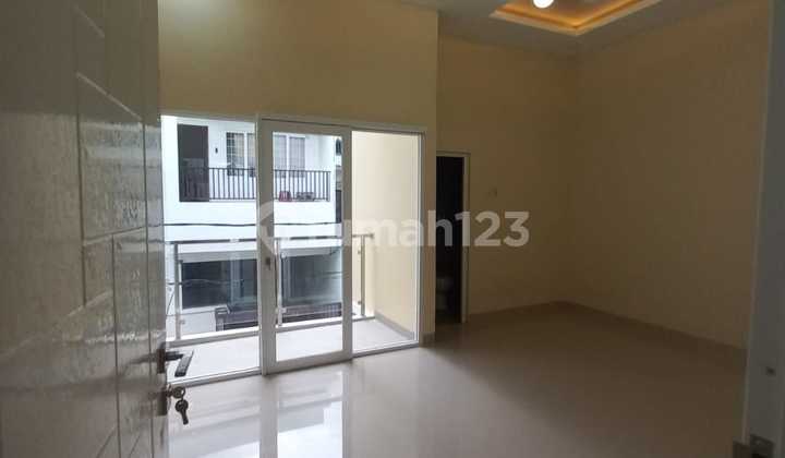 For Sale Beautiful New Luxury Houses (3 units) Affordable Price 2 floors in Harapan Indah