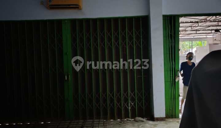 Dijual Cepat 4 Ruko Gandeng, 3 lantai di daerah Pusaka Rakyat ... Sangat Cocok untuk usaha ekspedisi , untuk gudang atau usaha lain nya... Dijual Cepat 4 Ruko Gandeng, 3 lantai di daerah Pusaka Rakyat ... Sangat Cocok untuk usaha ekspedisi , untuk gudang atau usaha lain nya...