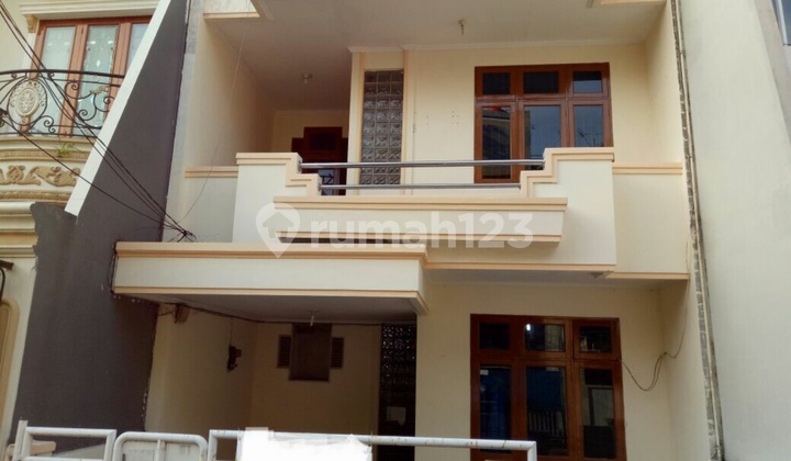 Jual Cepat Rumah Cantik Hitung Tanah Sunter Garden Jakarta Utara